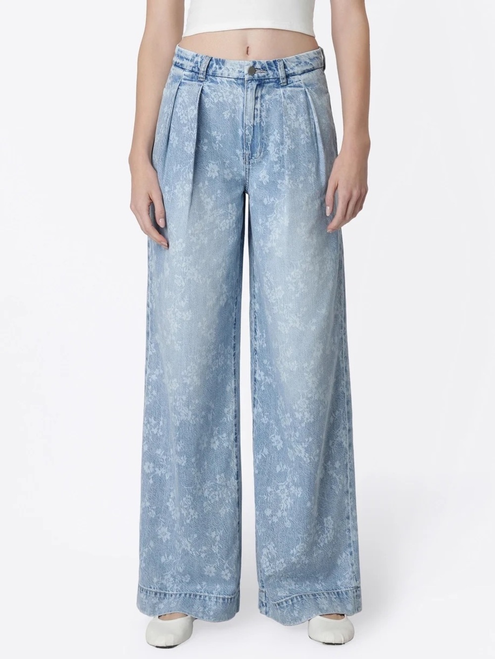 Flying Monkey Super High Rise Floral Print Pleated Wide Leg Jeans - NWT